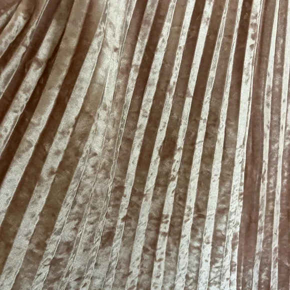 Blush Pink Crushed Velvet Midi Skirt - Picture 3 of 4